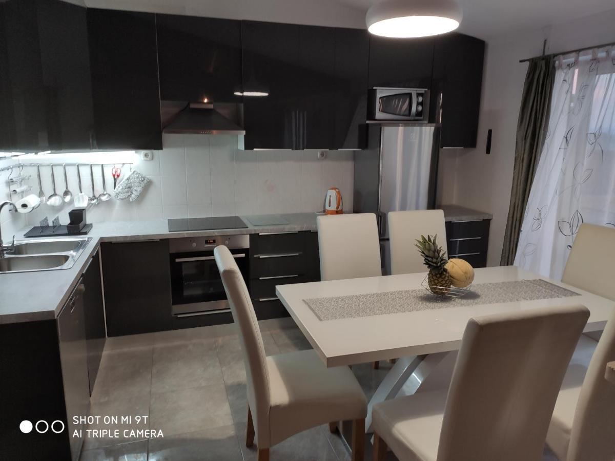 Apartment Burich Makarská Exteriér fotografie